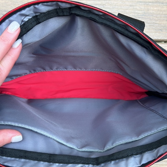 Thinkpad Laptop Carrying Case - Picture 7 of 9